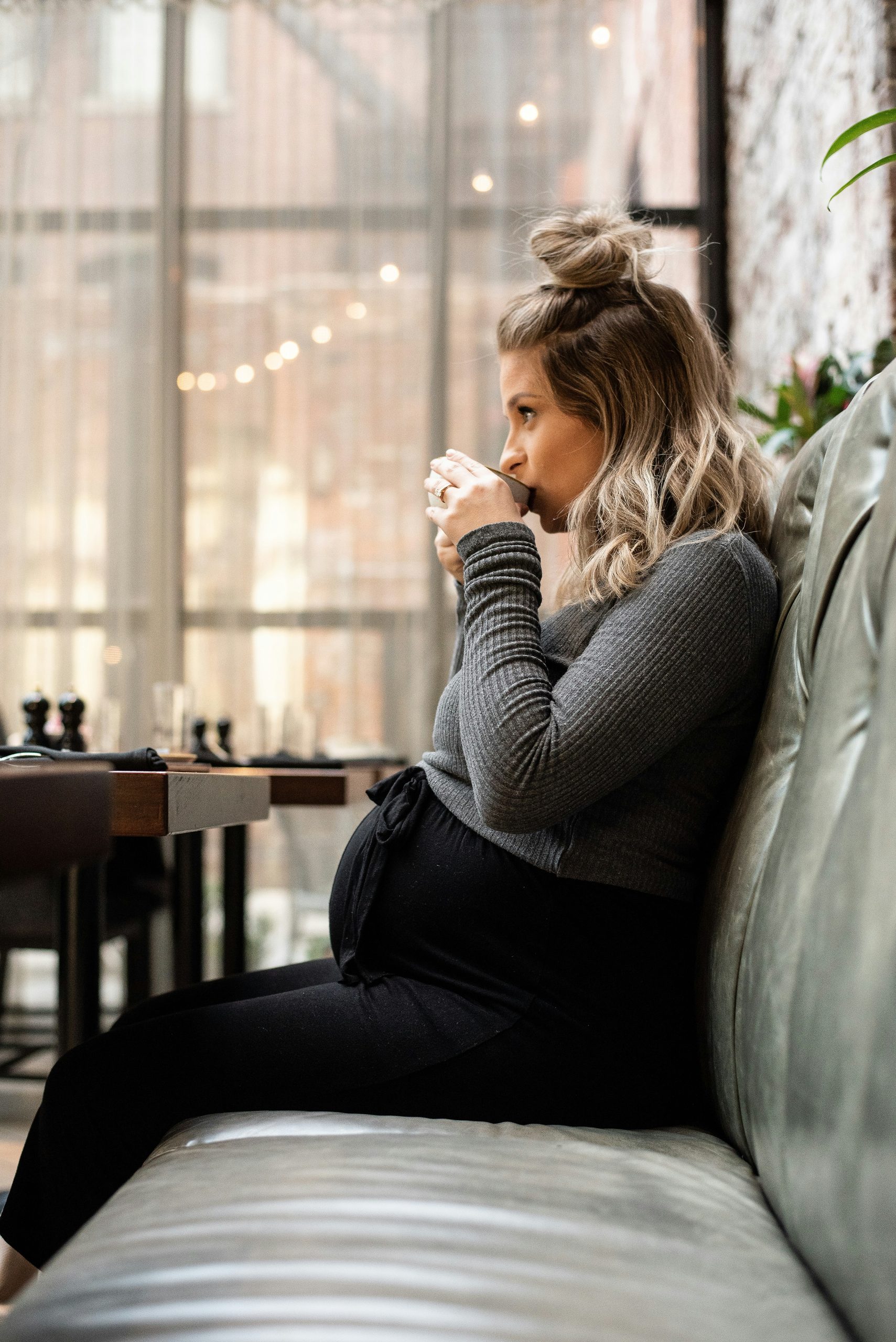 Navigating Herbal Teas in Pregnancy & Breastfeeding: What’s Safe, What’s Not, and What the Science Says